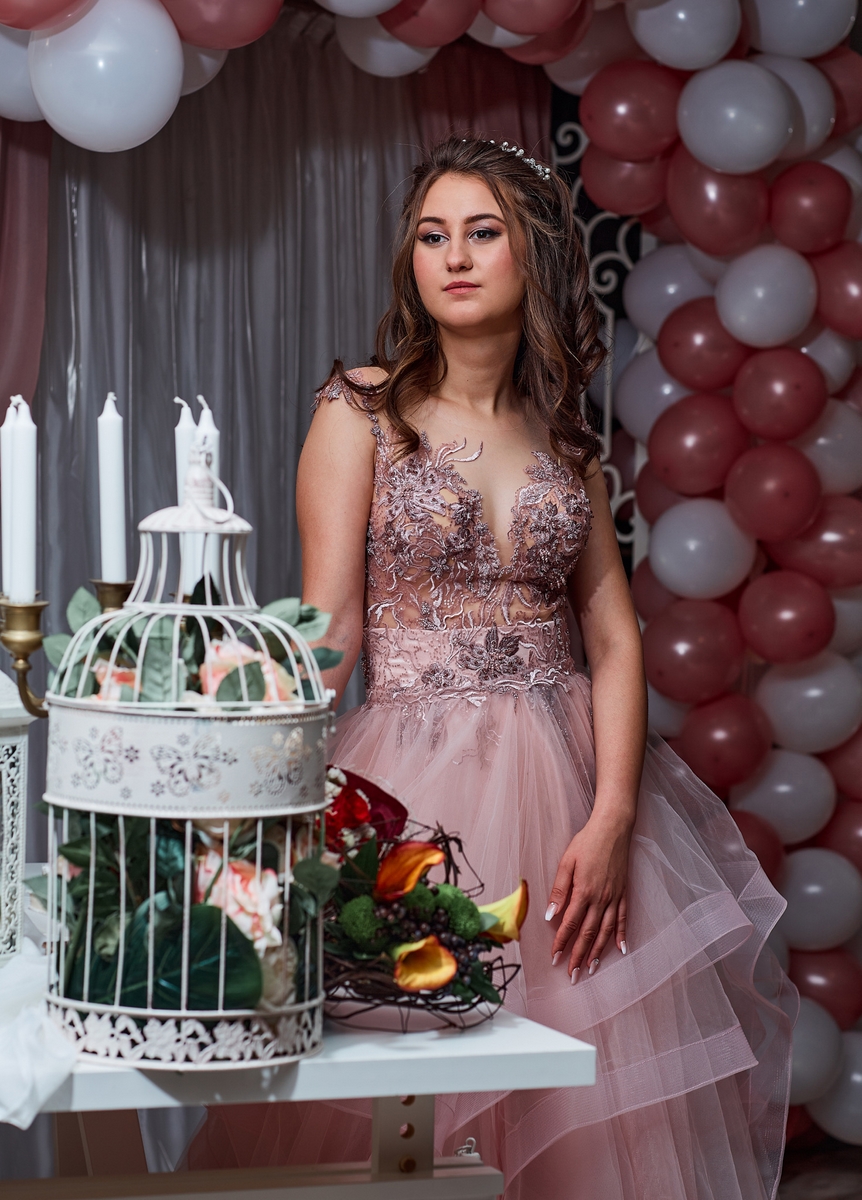 041 Айлис бал